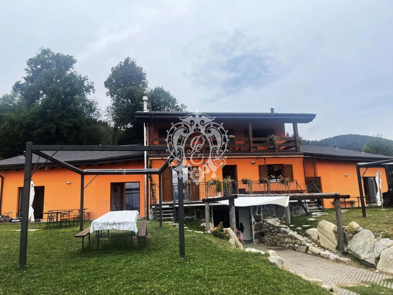 Дом в Альта-Валле-Интельви, Италия, 600 м2 фото 4