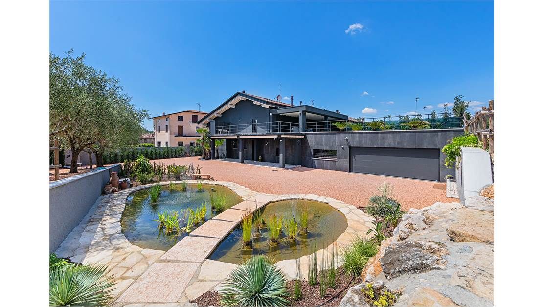 Вилла у озера Гарда, Италия, 415 м2 фото 4