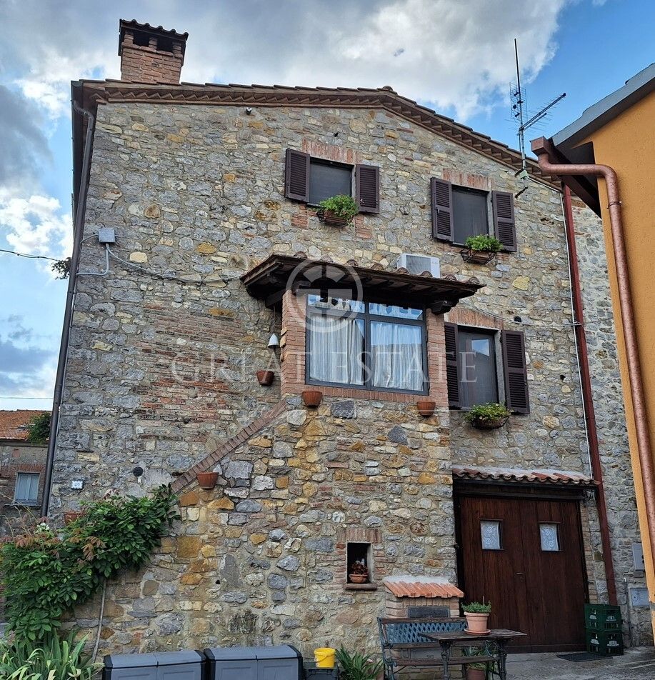 Квартира в Монтегаббьоне, Италия, 101.2 м2 фото 1