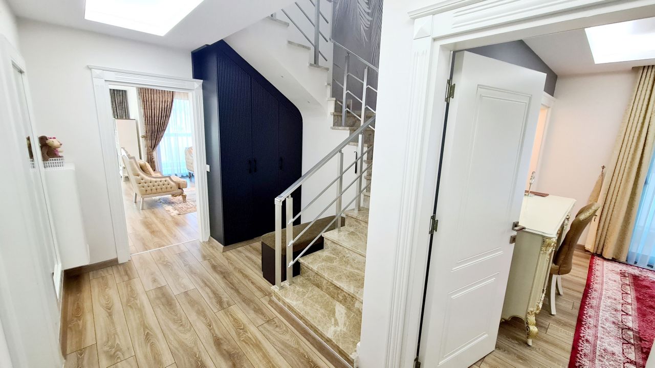 Квартира в Алании, Турция, 230 м2 фото 5