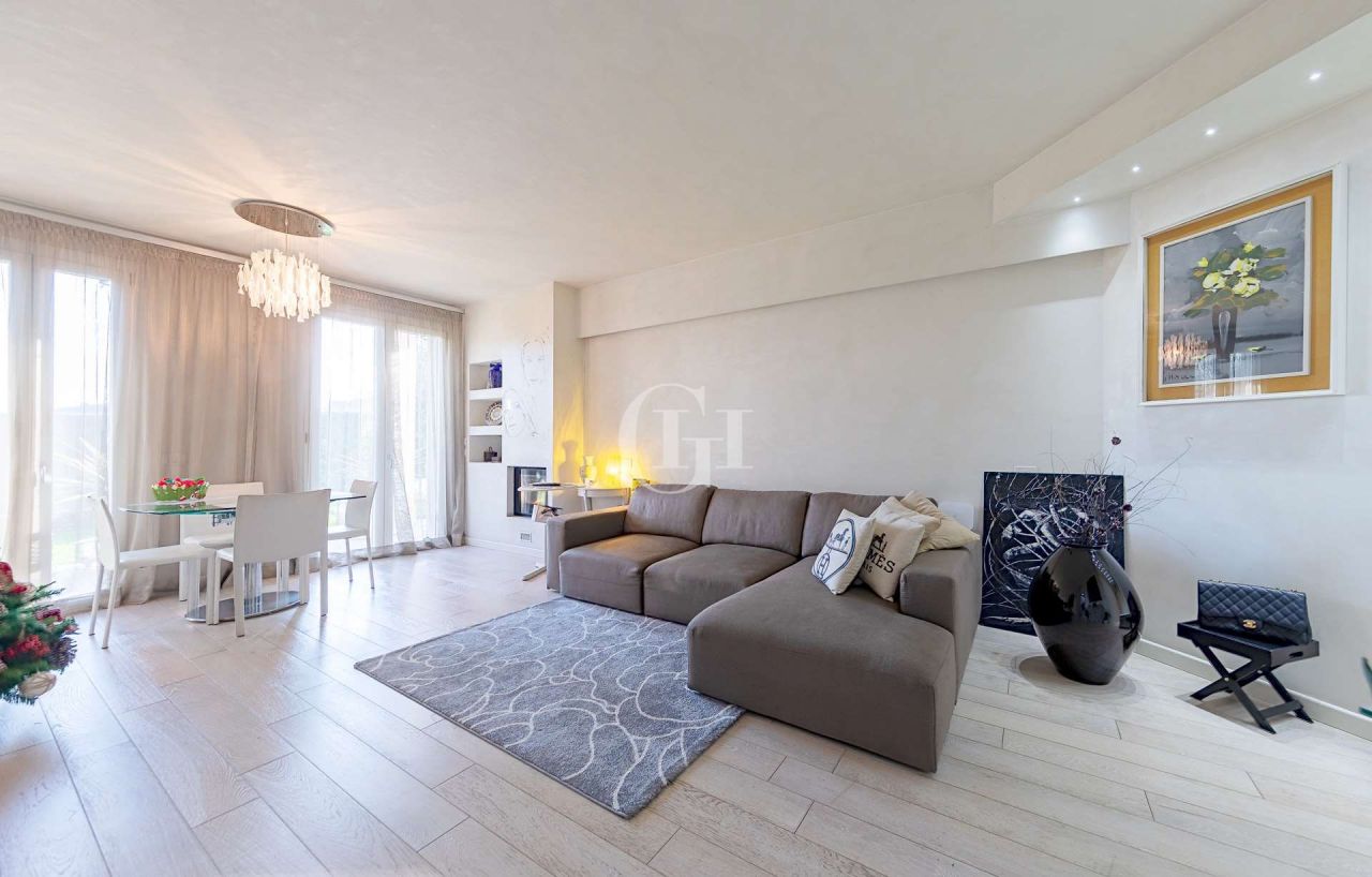 Апартаменты у озера Гарда, Италия, 95 м2 фото 3