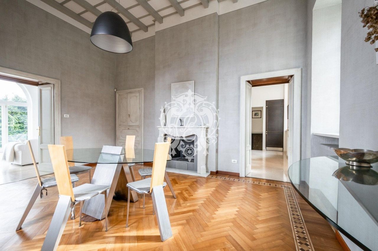 Вилла в Стрезе, Италия, 700 м2 фото 5