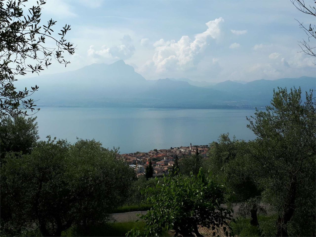 Вилла у озера Гарда, Италия, 300 м2 фото 1