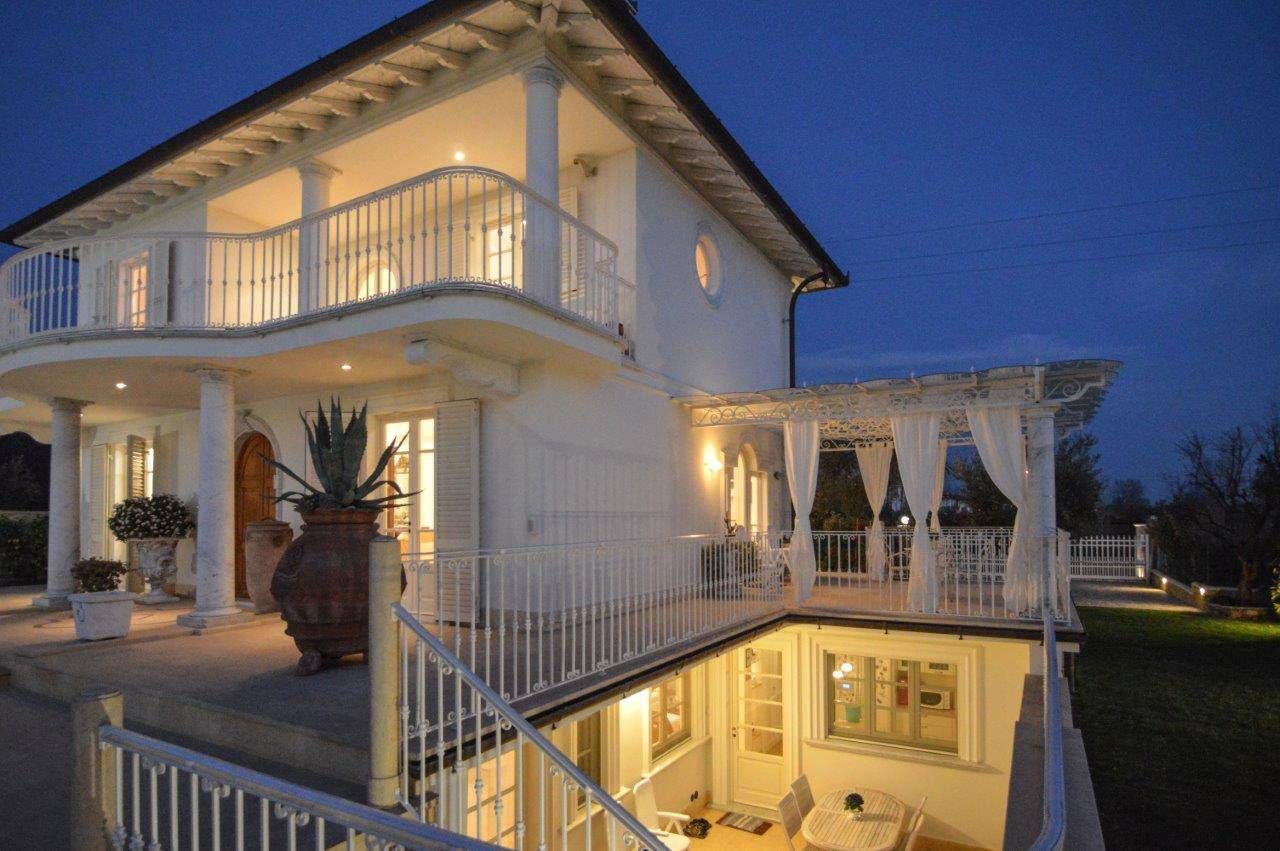 Вилла в Форте деи Марми, Италия, 300 м2 фото 4