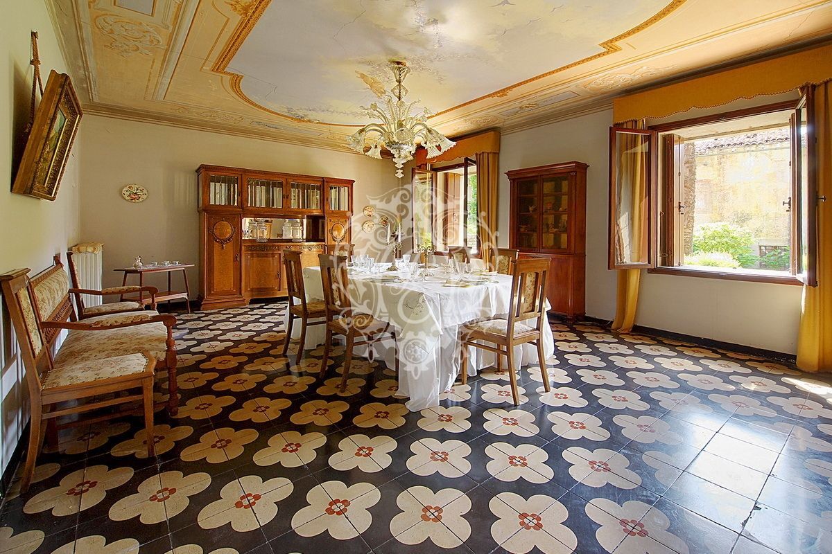 Вилла в Маростике, Италия, 2 605 м2 фото 1