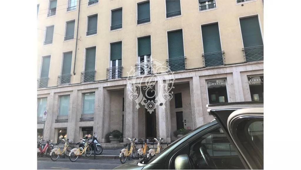 Квартира Milano, Италия, 200 м2 фото 1