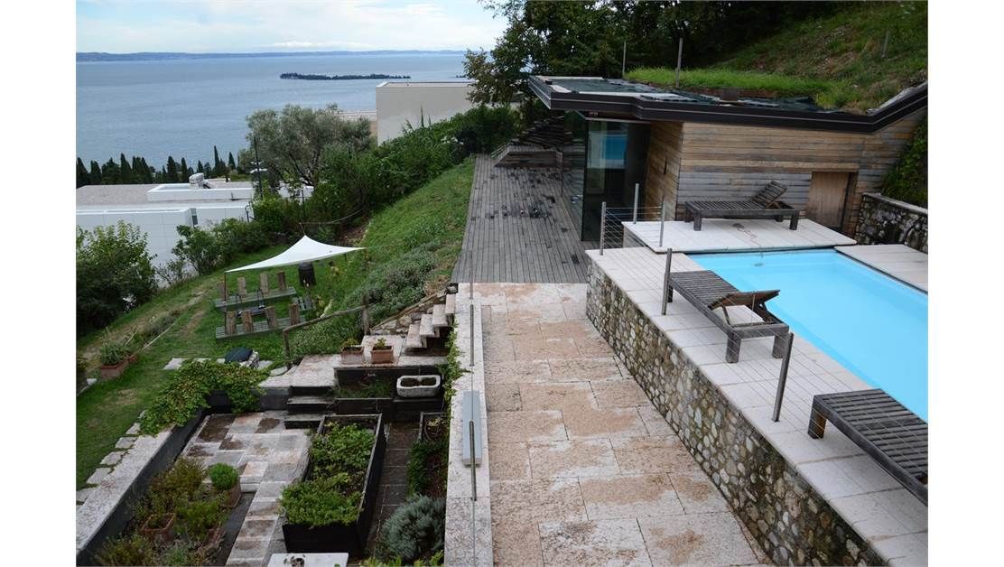 Поместье у озера Гарда, Италия, 1 000 м2 фото 5