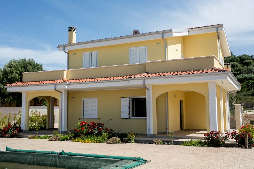 Вилла в Дзамброне, Италия, 180 м2 фото 1