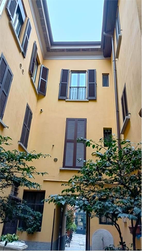 Апартаменты в Милане, Италия, 100 м2 фото 1