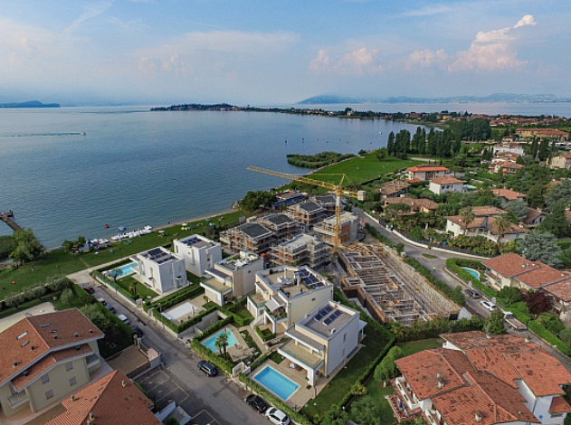Вилла у озера Гарда, Италия, 250 м2 фото 2