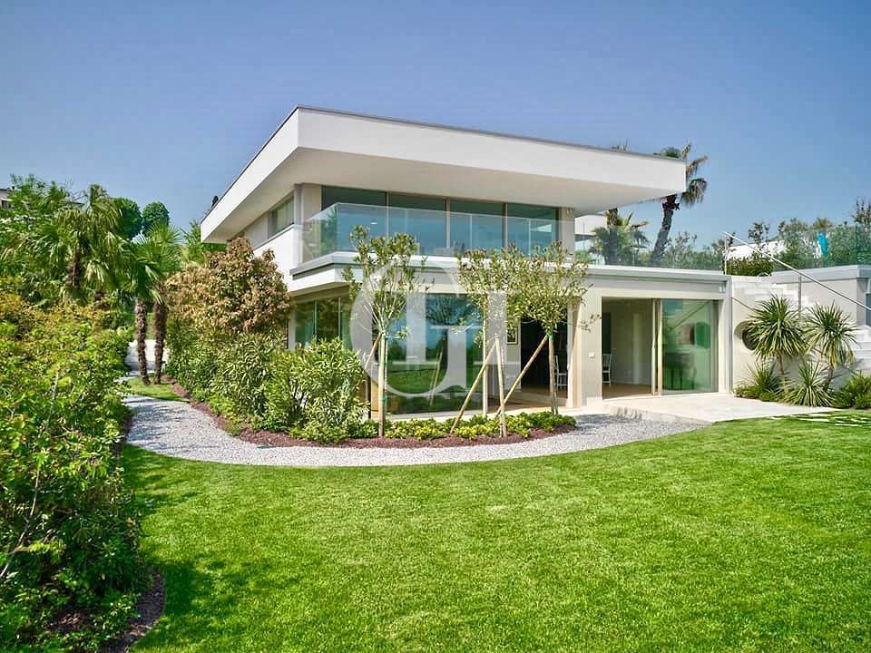 Вилла у озера Гарда, Италия, 370 м2 фото 1