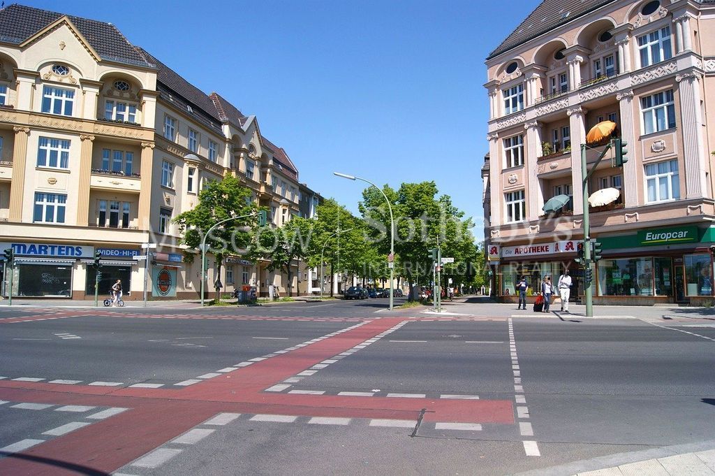 Особняк в Эссене, Германия, 484 м2 фото 1
