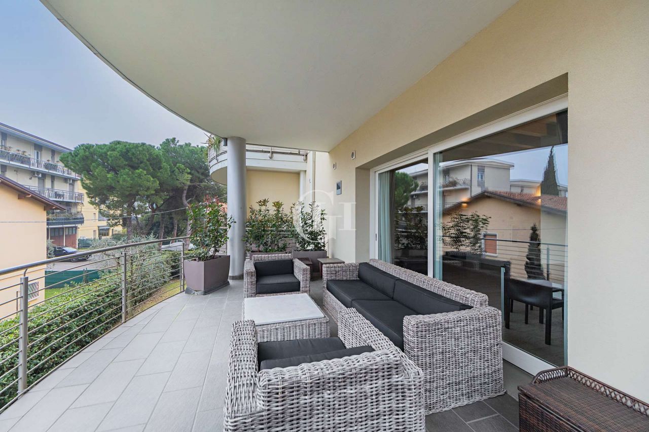 Апартаменты у озера Гарда, Италия, 80 м2 фото 5