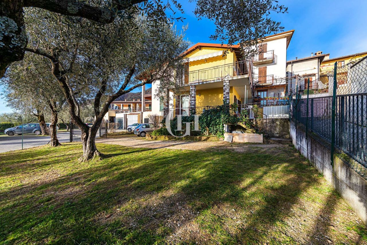Дом у озера Гарда, Италия, 135 м2 фото 2