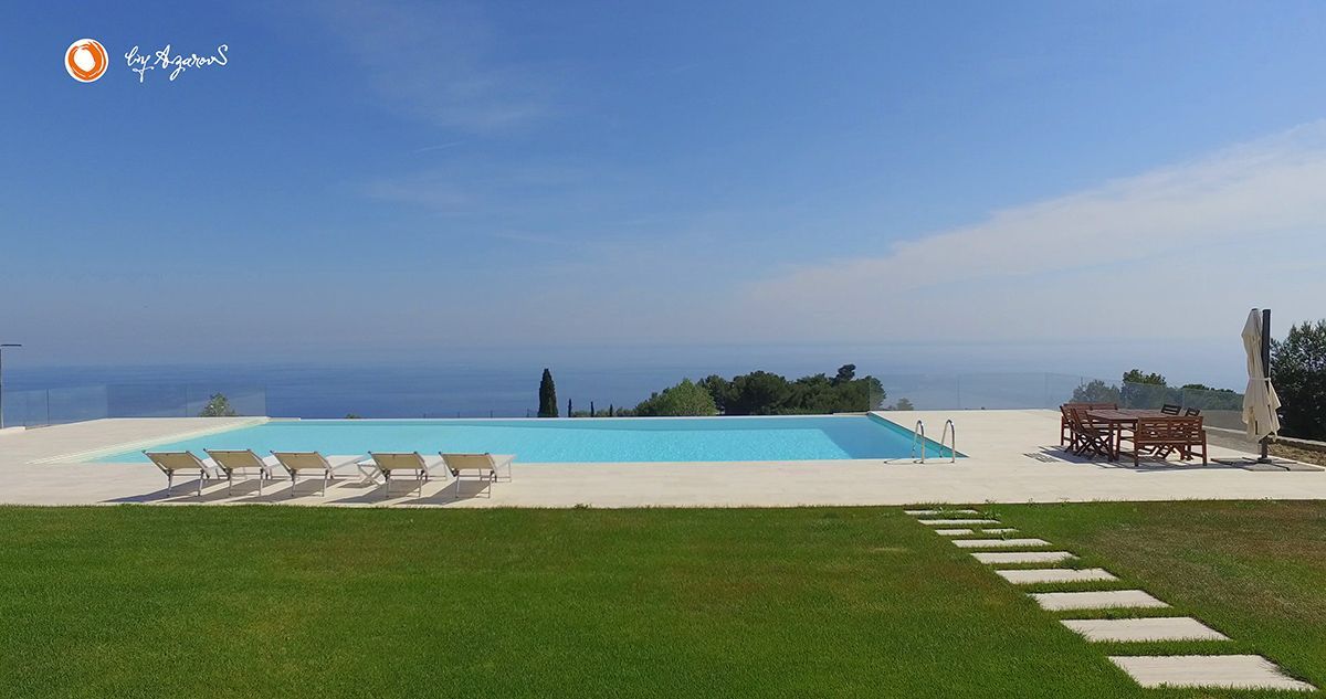 Вилла в Сан-Ремо, Италия, 800 м2 фото 1