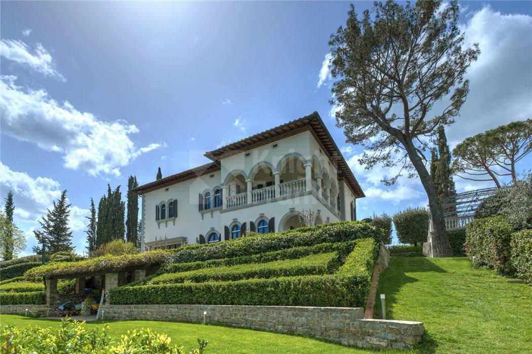 Вилла во Флоренции, Италия, 550 м2 фото 1