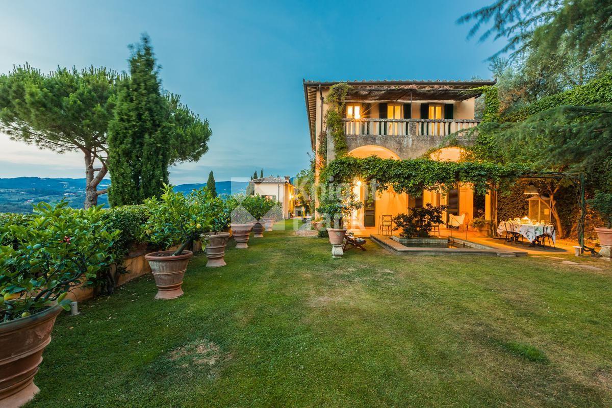 Вилла Фьезоле, Италия, 680 м2 фото 2