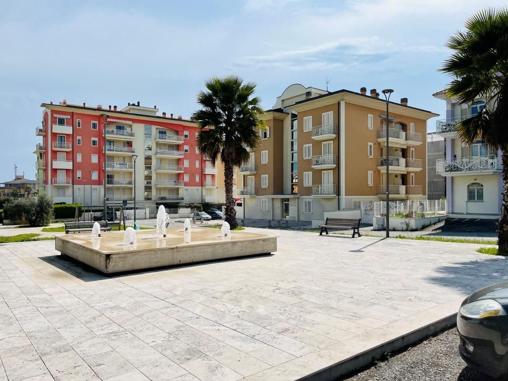 Квартира в Альба-Адриатике, Италия, 50 м2 фото 1