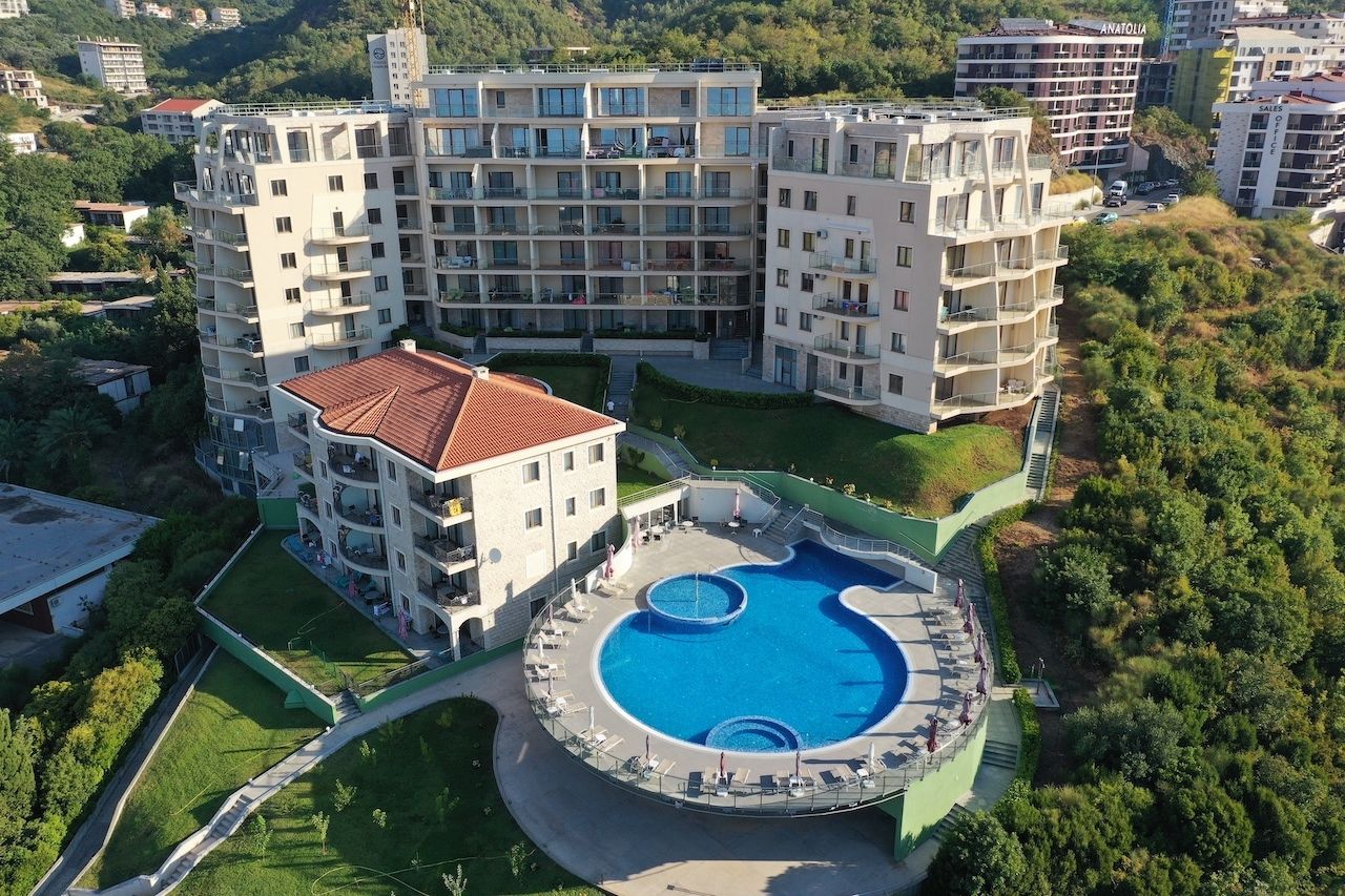 Апартаменты в Бечичи, Черногория, 51 м2 фото 1