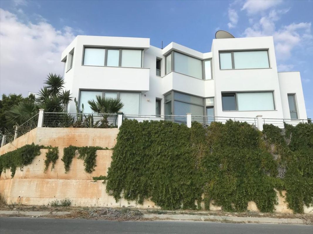 Дом в Ларнаке, Кипр, 280 м2 фото 1
