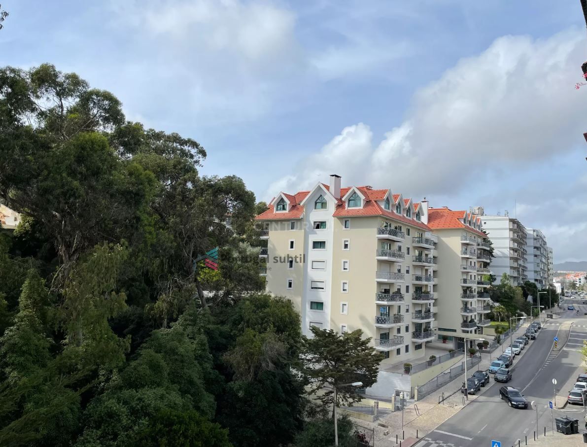 Квартира в Эшториле, Португалия, 94 м2 фото 1