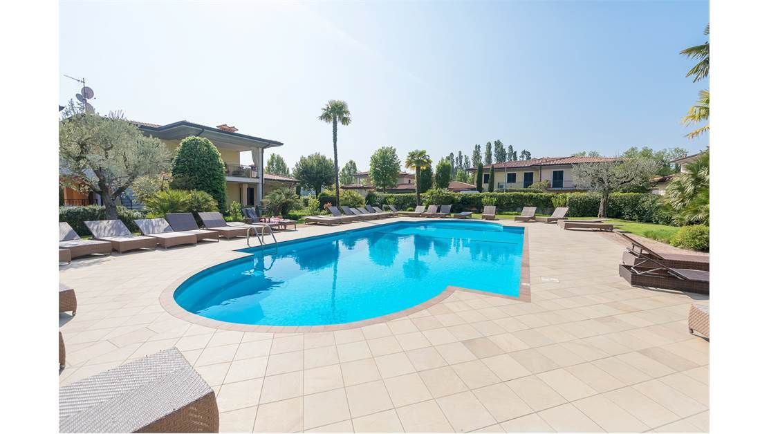 Вилла у озера Гарда, Италия, 100 м2 фото 1