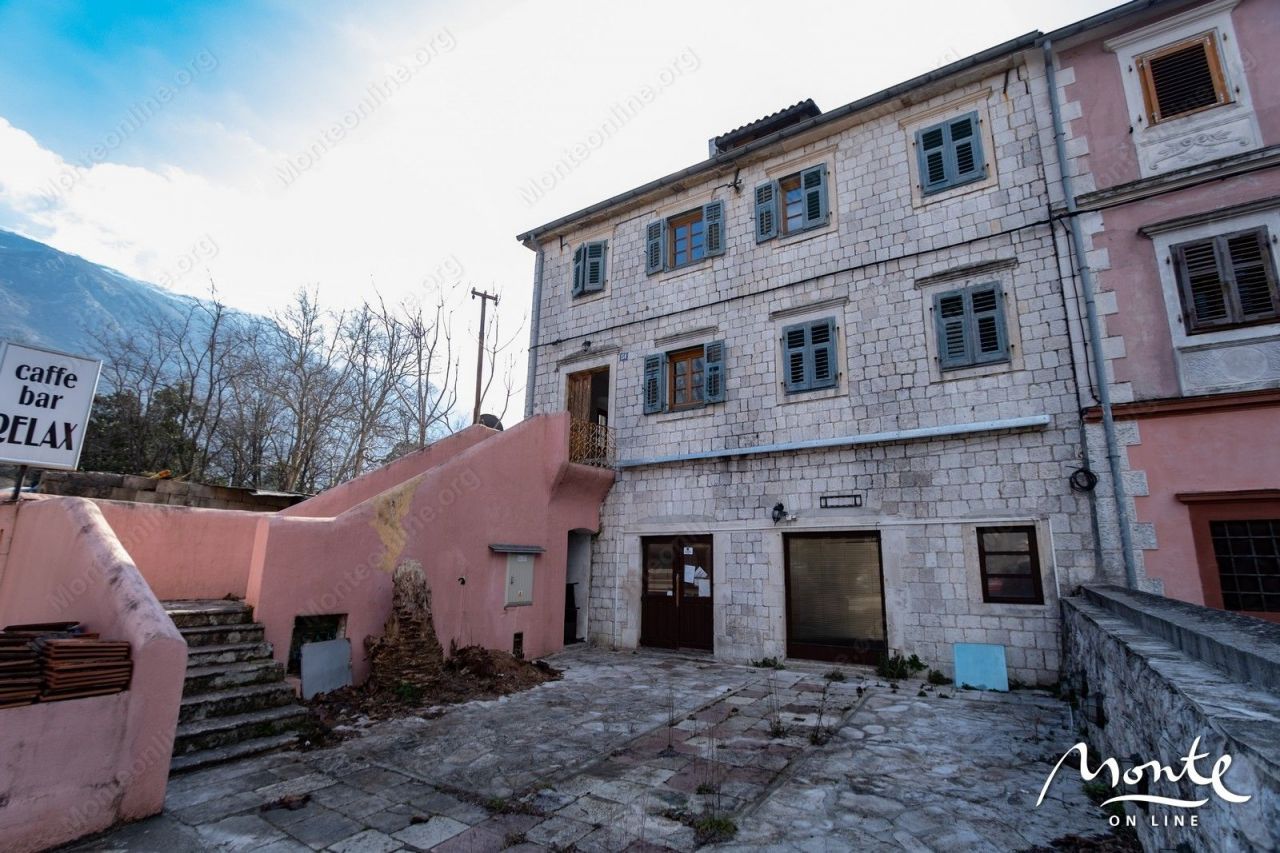 Дом в Которе, Черногория, 320 м2 фото 1