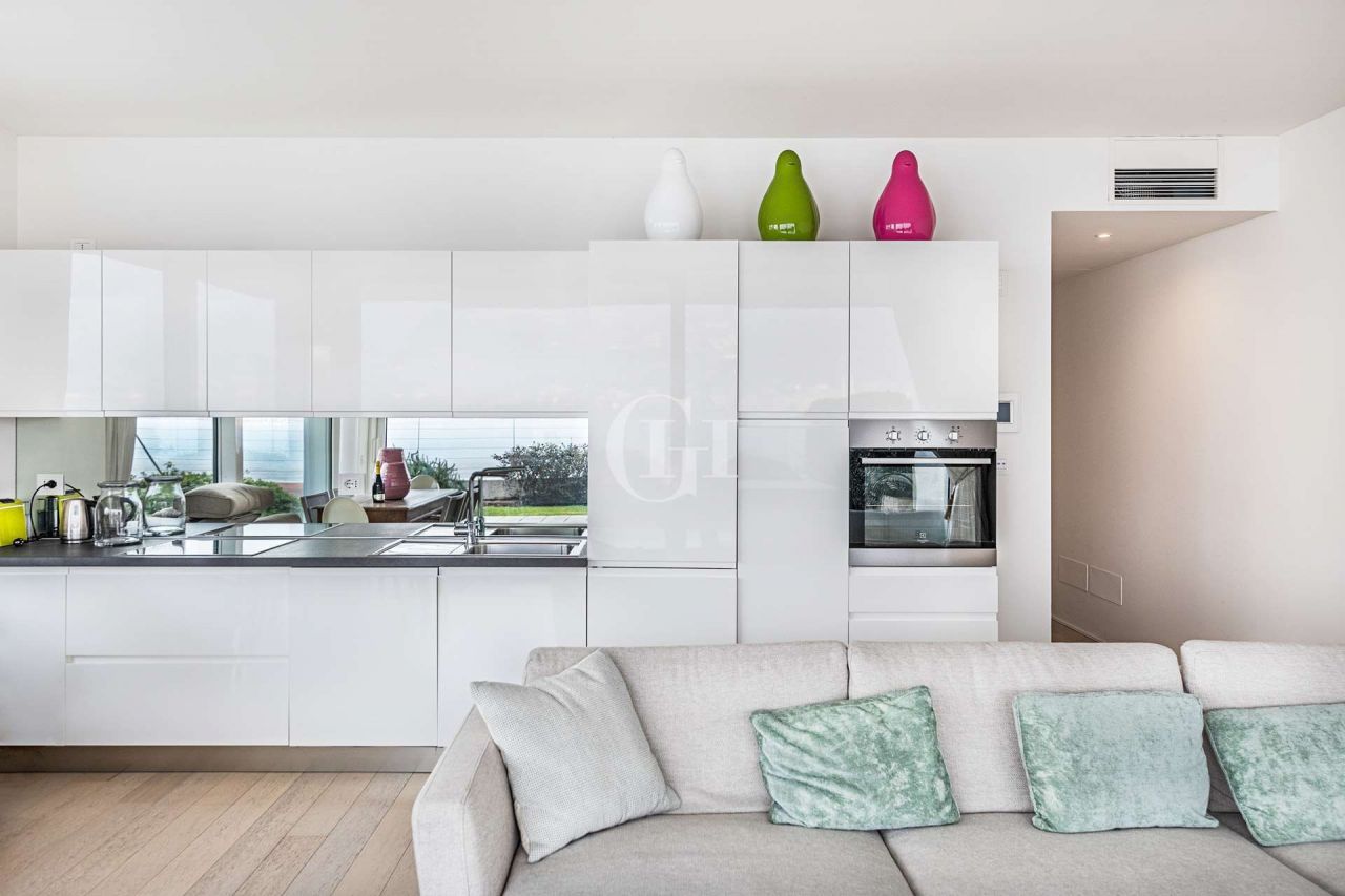 Апартаменты у озера Гарда, Италия, 130 м2 фото 4