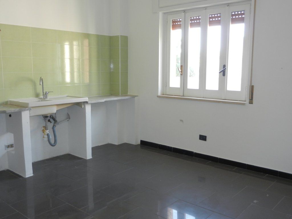 Квартира в Диаманте, Италия, 130 м2 фото 2