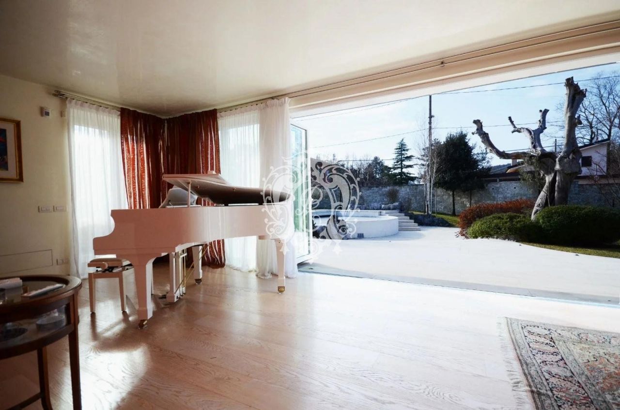 Вилла в Триесте, Италия, 500 м2 фото 2