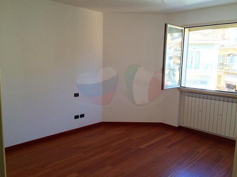 Апартаменты в Арма ди Таджа, Италия, 90 м2 фото 3