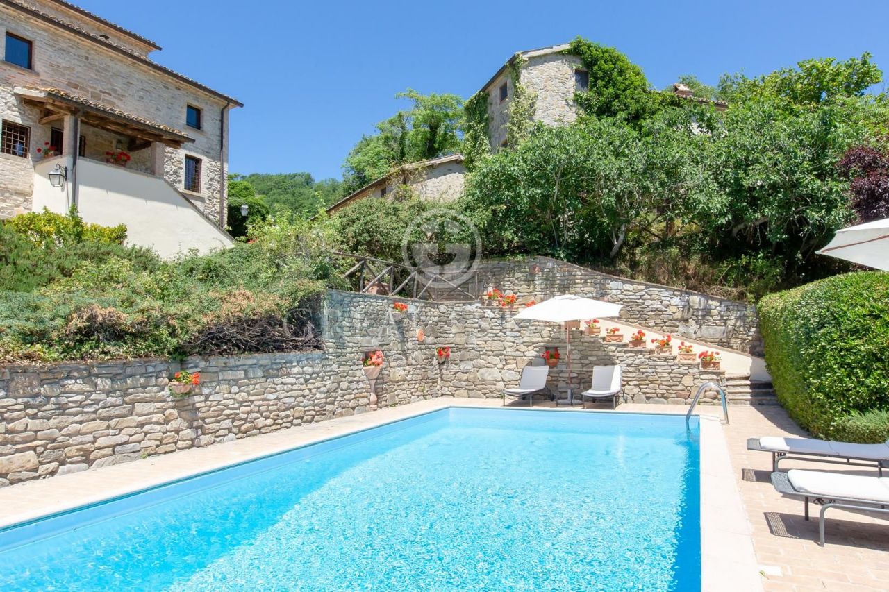 Дом Montone, Италия, 1 354.75 м2 фото 2