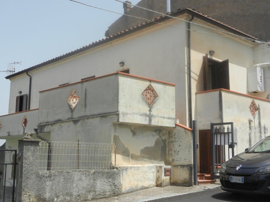 Квартира в Гризолии, Италия, 110 м2 фото 1