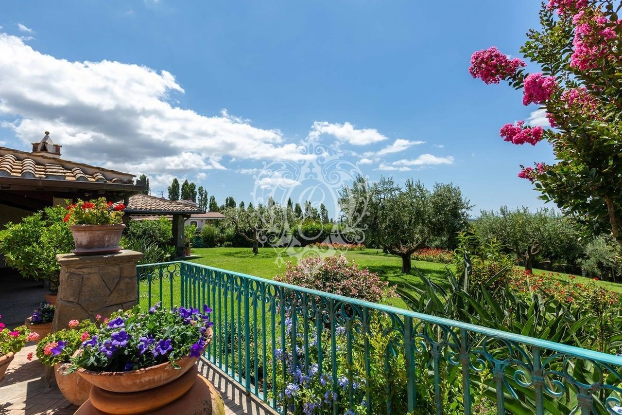 Вилла в Черветери, Италия, 770 м2 фото 2