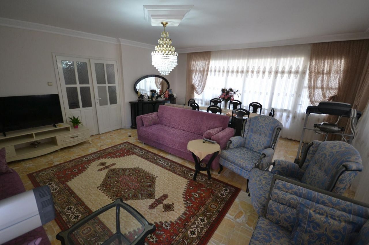 Квартира в Мерсине, Турция, 220 м2 фото 1