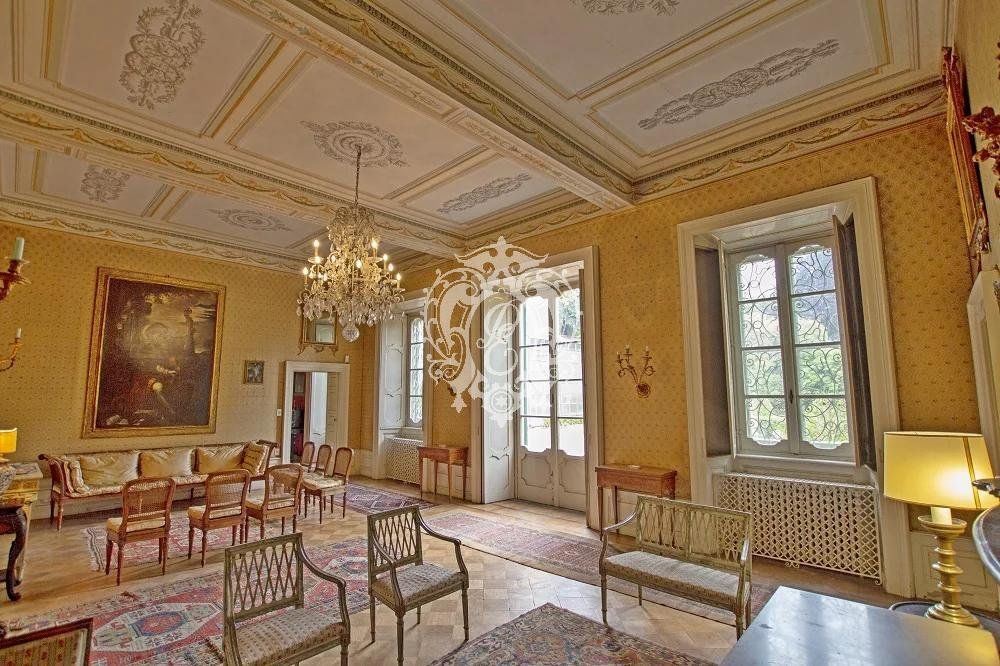 Вилла в Комо, Италия, 2 000 м2 фото 3