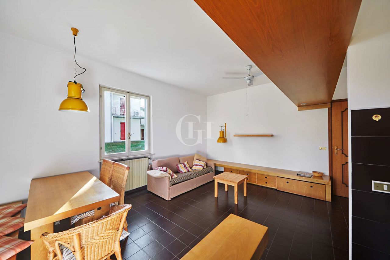 Апартаменты у озера Гарда, Италия, 65 м2 фото 5