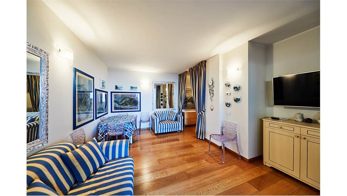 Апартаменты у озера Гарда, Италия, 68 м2 фото 4