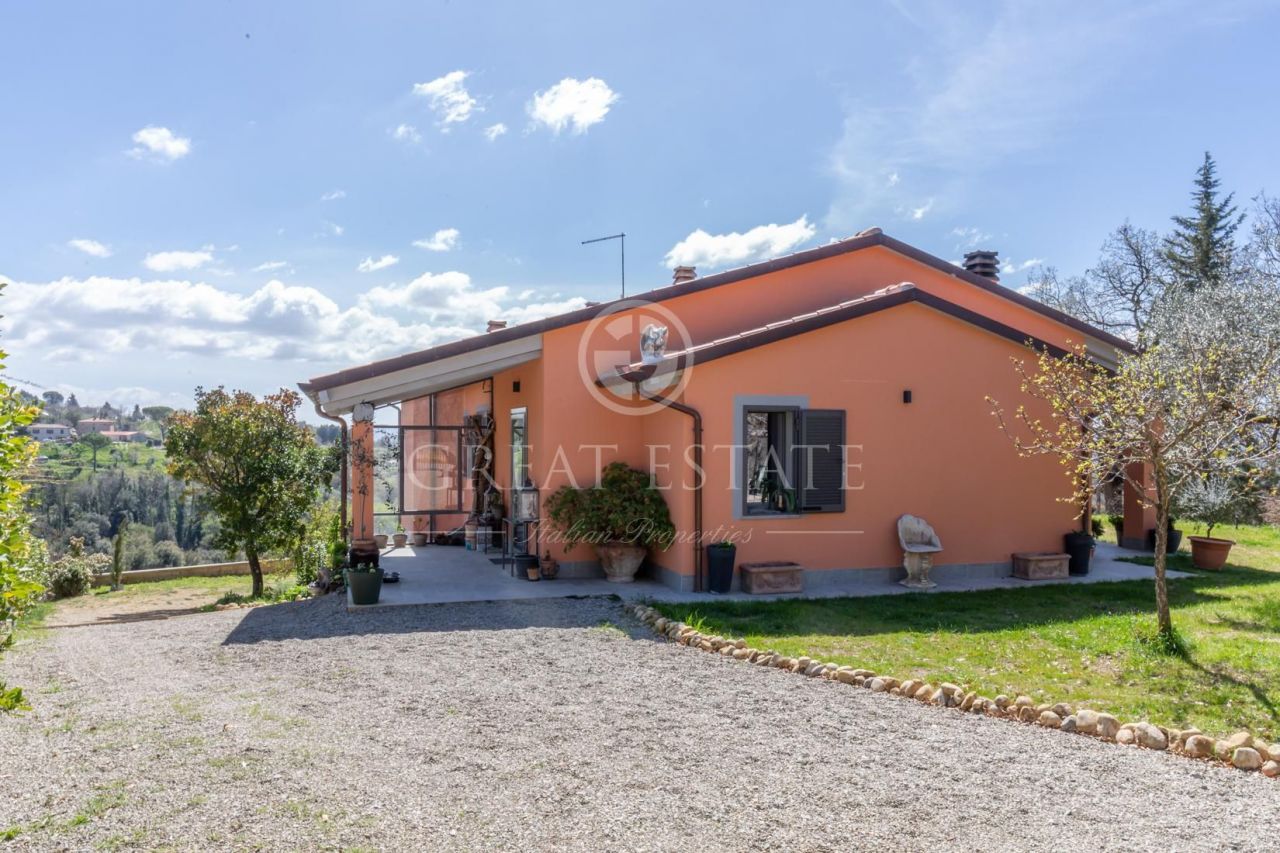 Дом в Читта-делла-Пьеве, Италия, 245.2 м2 фото 2