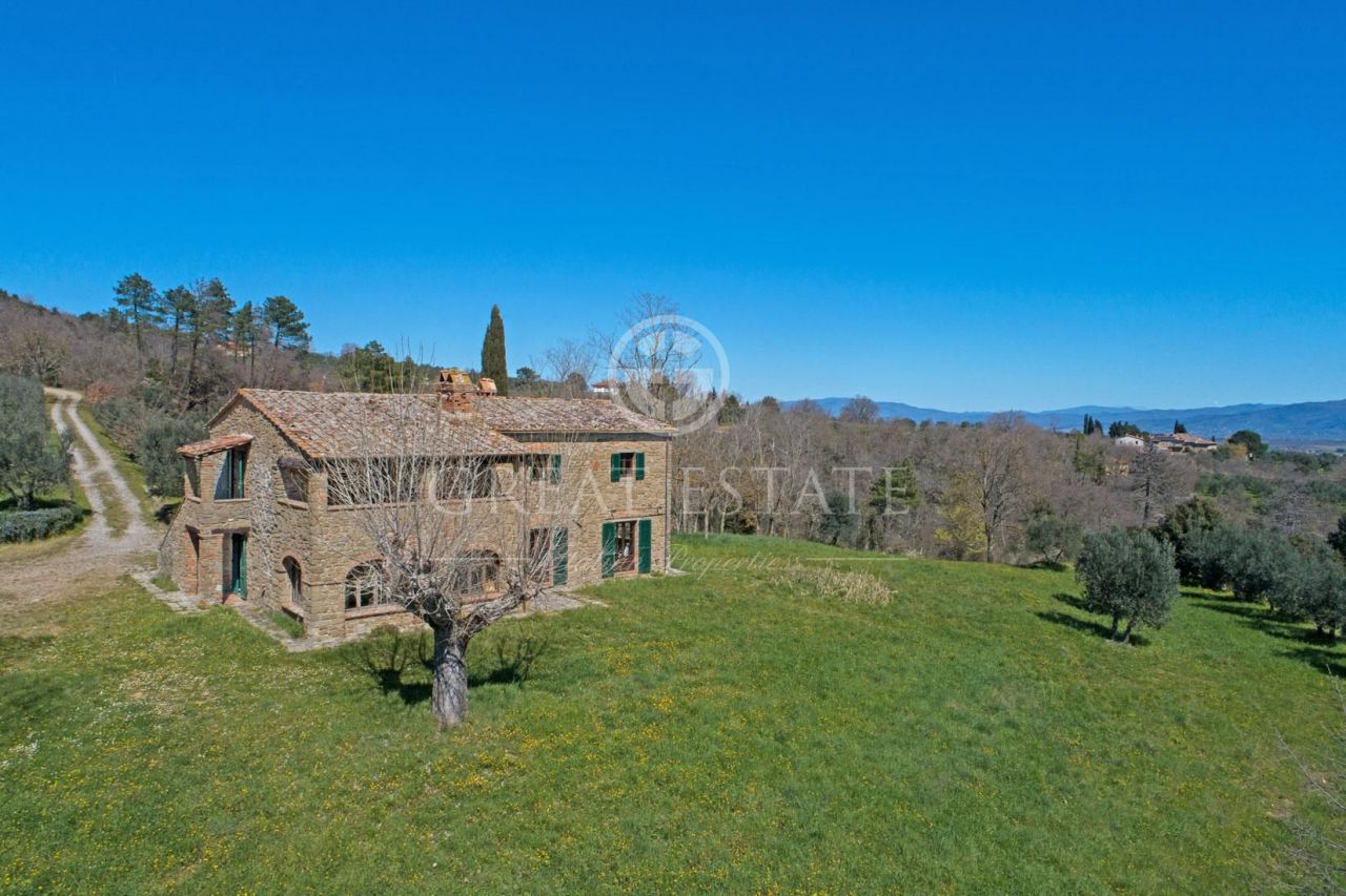 Дом Monte San Savino, Италия, 250 м2 фото 2