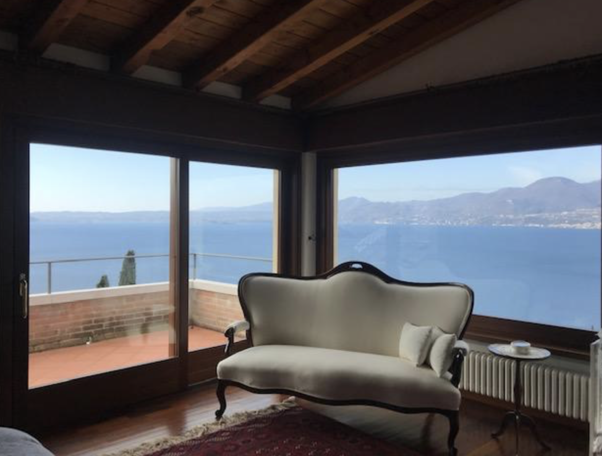 Вилла у озера Гарда, Италия, 300 м2 фото 1