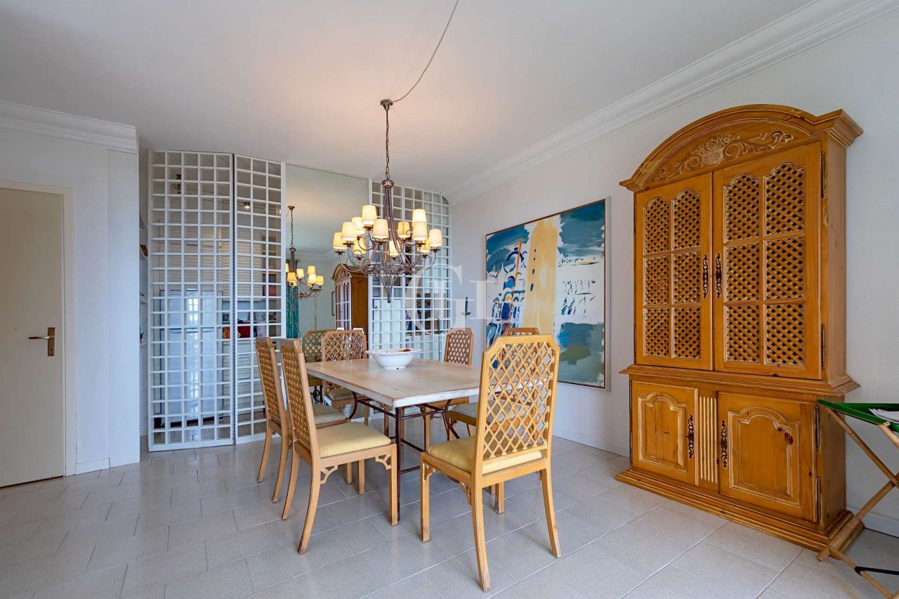 Квартира у озера Гарда, Италия, 82 м2 фото 3