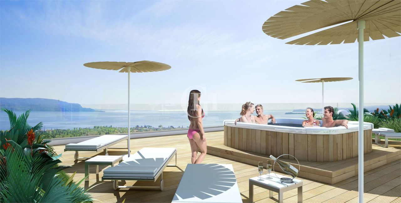 Апартаменты у озера Гарда, Италия, 200 м2 фото 4
