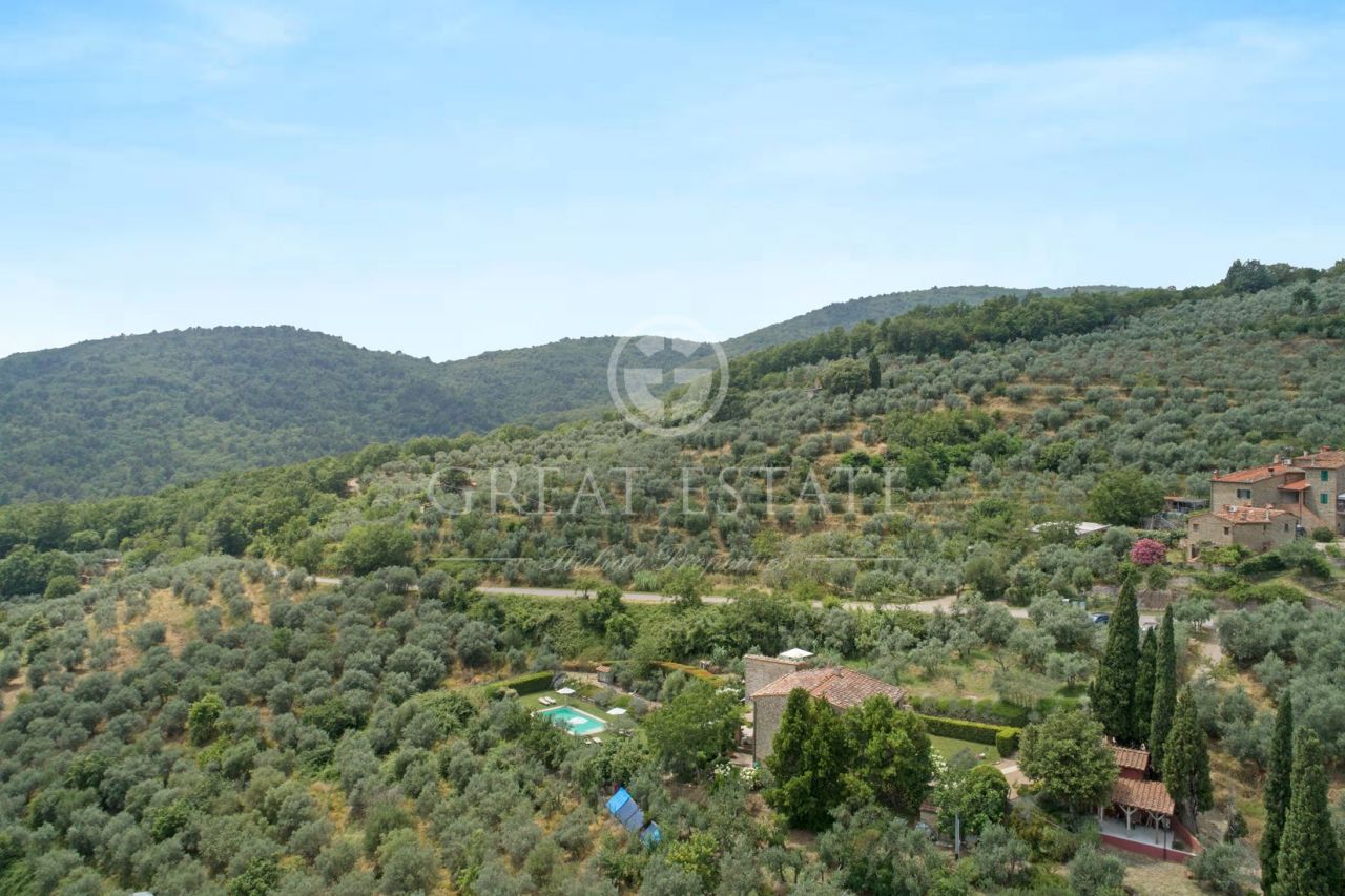 Дом Loro Ciuffenna, Италия, 305.7 м2 фото 5