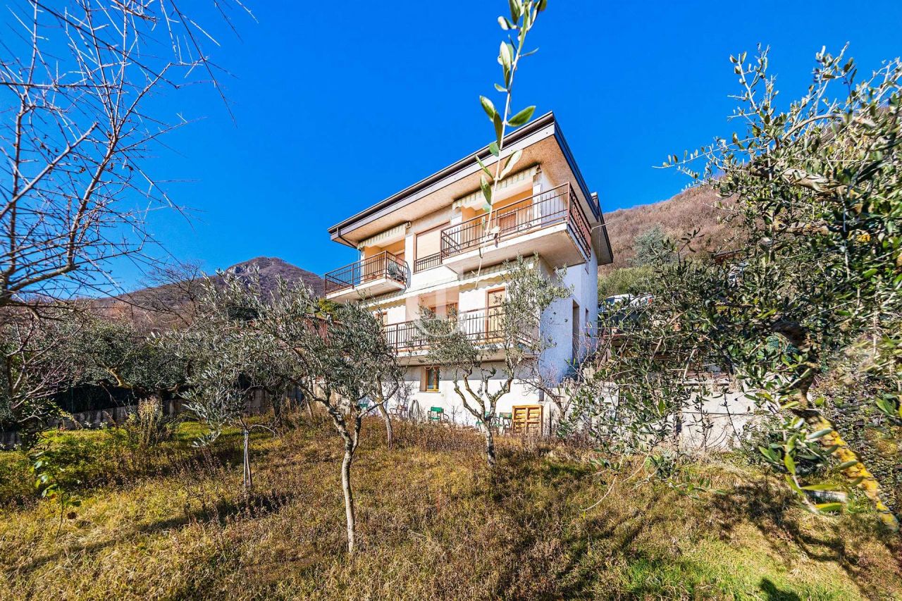 Дом у озера Гарда, Италия, 170 м2 фото 4