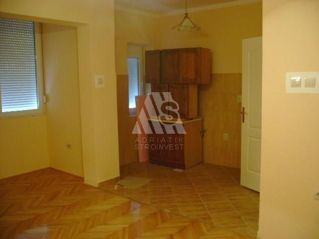 Квартира в Баре, Черногория, 80 м2 фото 5