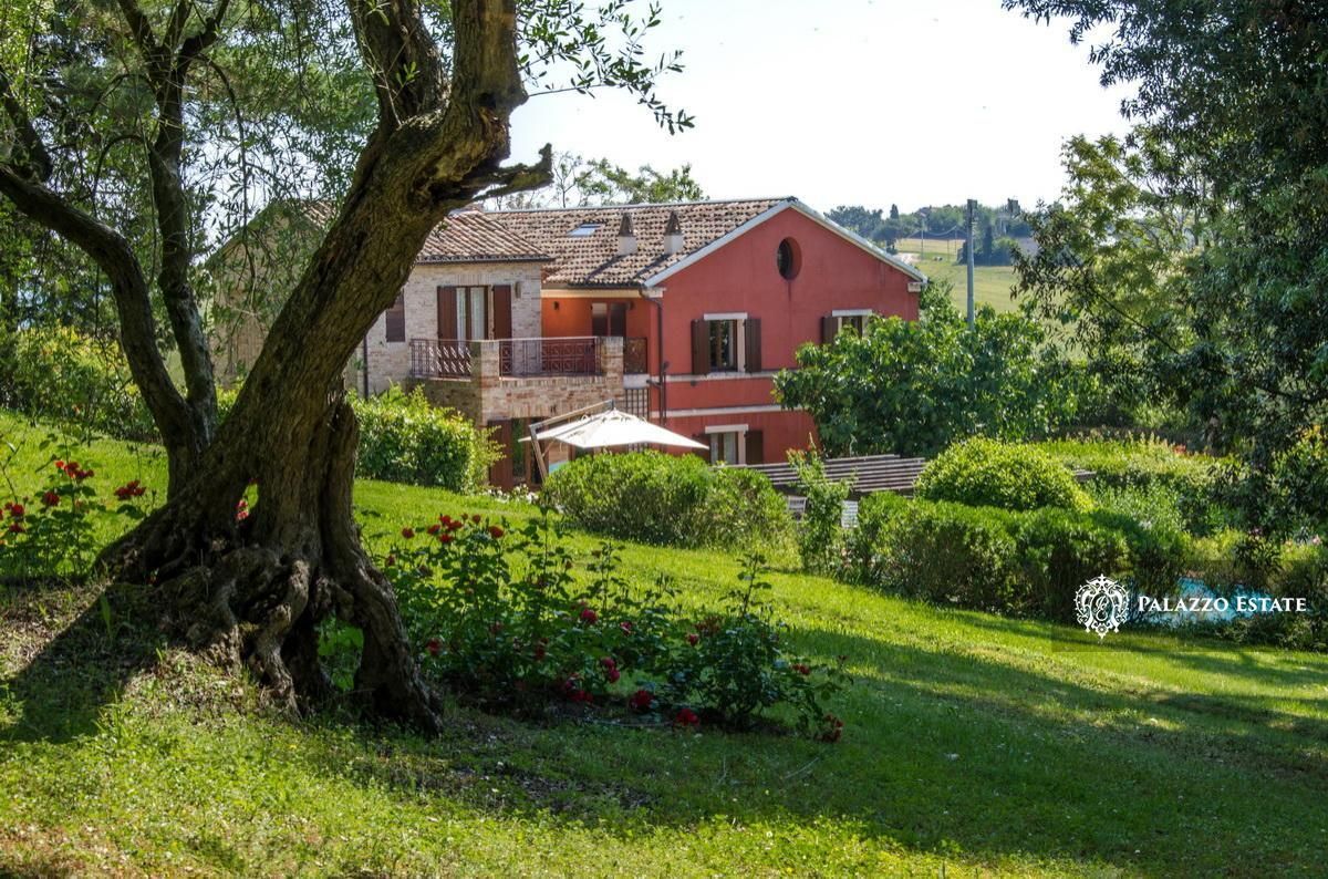 Вилла в Сенигаллии, Италия, 466 м2 фото 4
