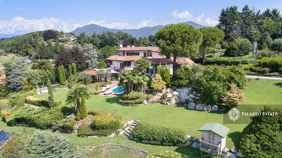 Вилла у озера Маджоре, Италия, 550 м2 фото 4