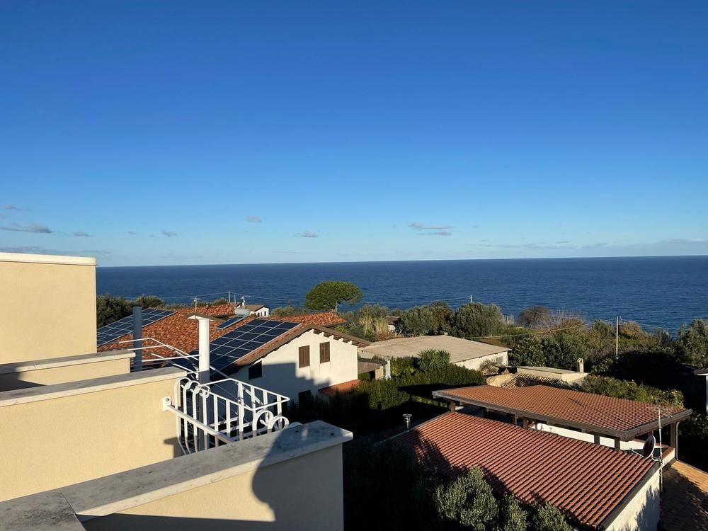 Апартаменты в Дзамброне, Италия, 75 м2 фото 2
