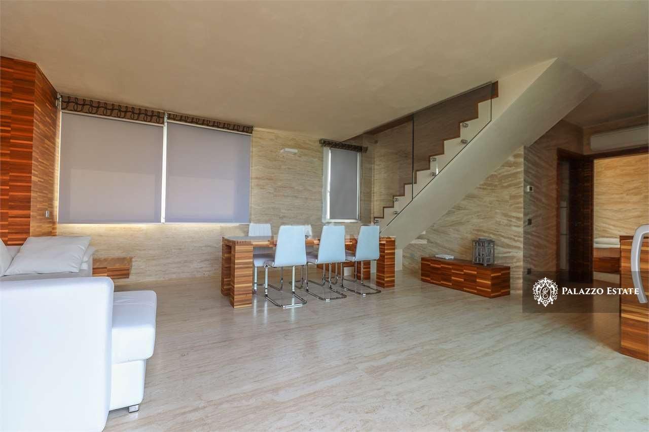 Апартаменты в Пескьера-дель-Гарде, Италия, 200 м2 фото 4